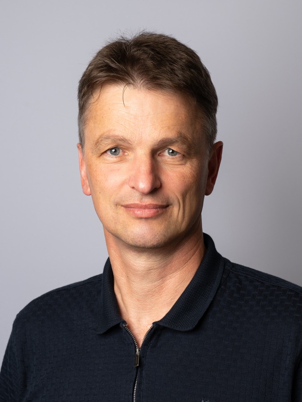Lothar Föll